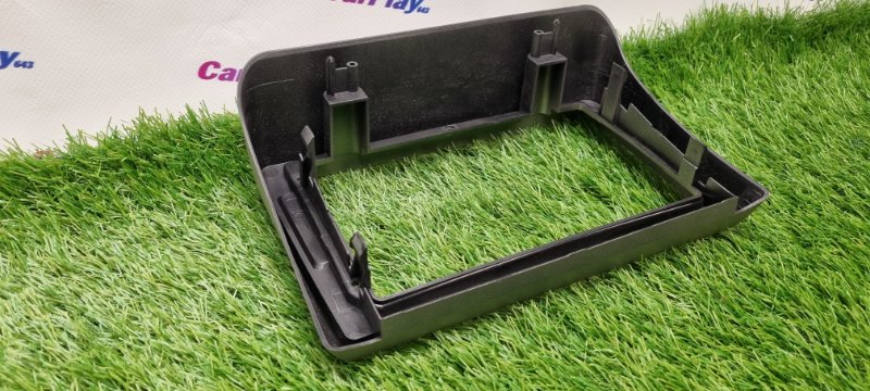 Переходная рамка магнитолы