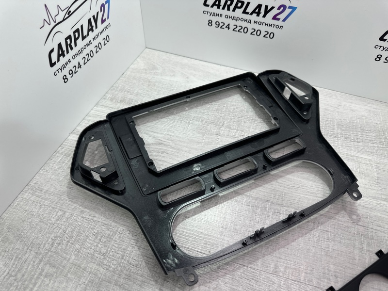 Переходная рамка магнитолы