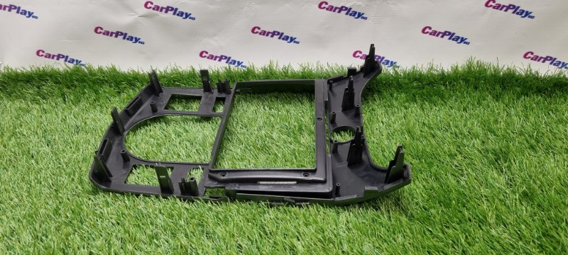 Переходная рамка магнитолы