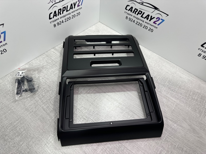 Переходная рамка магнитолы