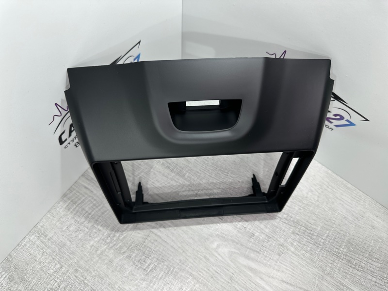 Переходная рамка магнитолы