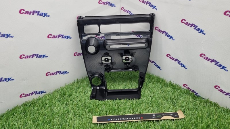 Переходная рамка магнитолы