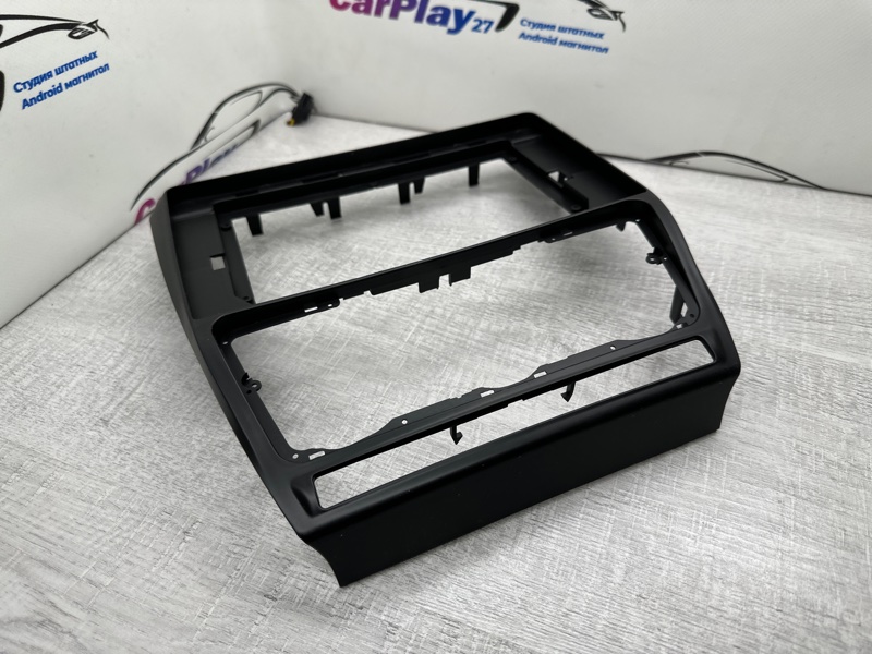 Переходная рамка магнитолы