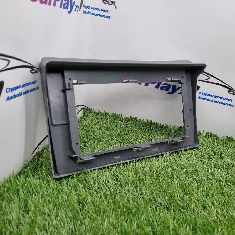 Магнитола штатная Toyota Hiace 2004