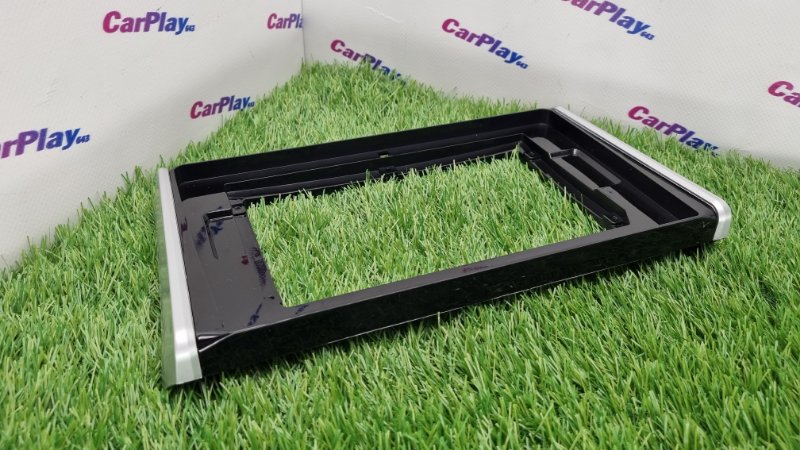 Переходная рамка магнитолы