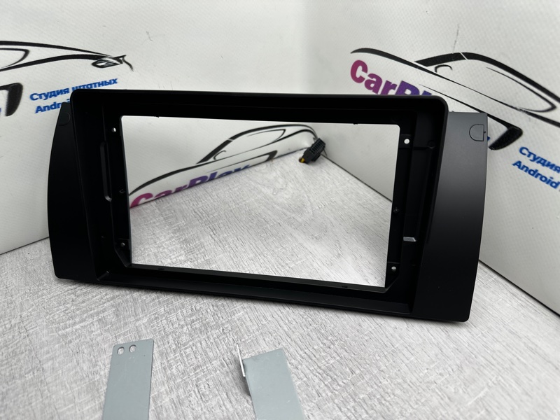 Переходная рамка магнитолы