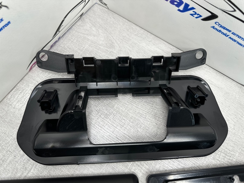 Переходная рамка магнитолы