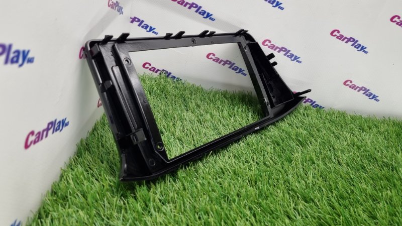 Переходная рамка магнитолы