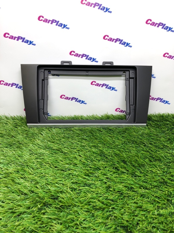 Переходная рамка магнитолы