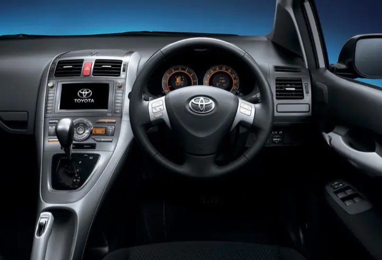 Переходная рамка магнитолы