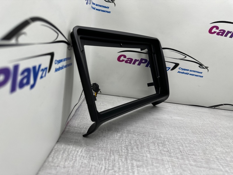 Переходная рамка магнитолы