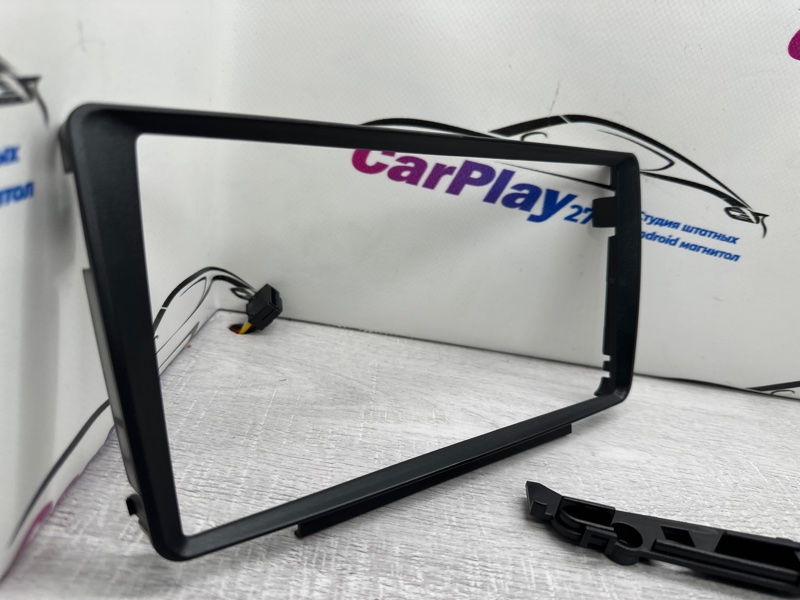 Переходная рамка магнитолы