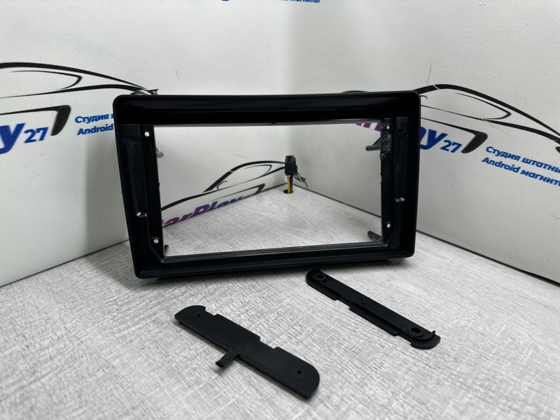 Переходная рамка магнитолы