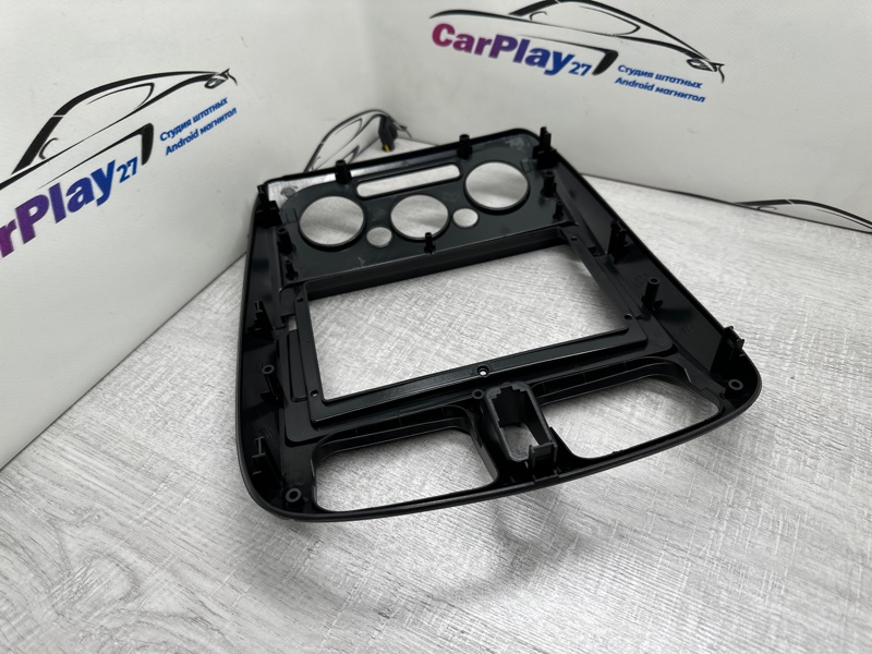 Переходная рамка магнитолы