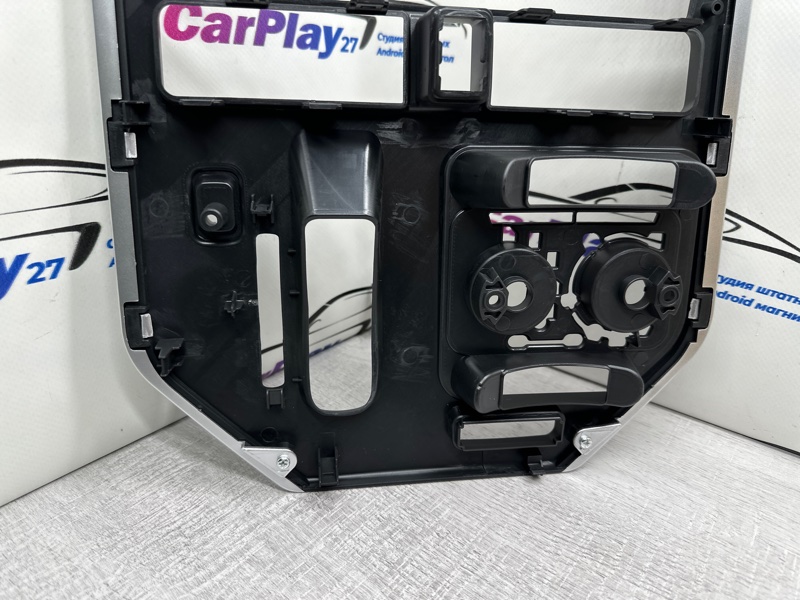 Переходная рамка магнитолы