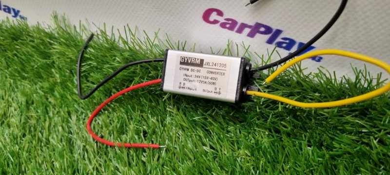 Преобразователь напряжения