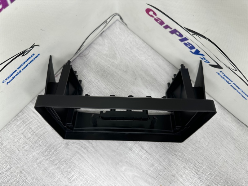 Переходная рамка магнитолы