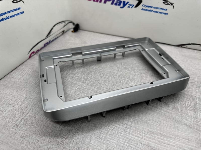 Переходная рамка магнитолы