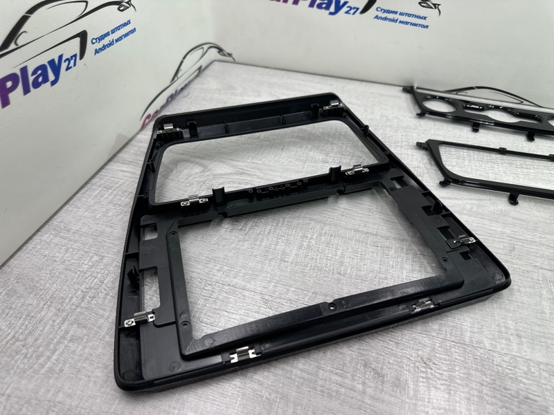 Переходная рамка магнитолы