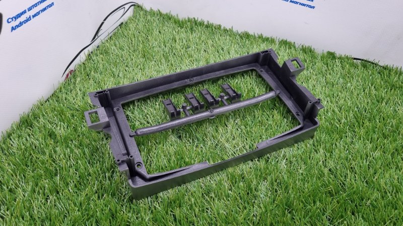 Переходная рамка магнитолы