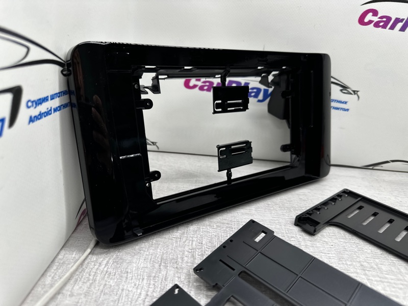 Переходная рамка магнитолы Volkswagen Polo 2021