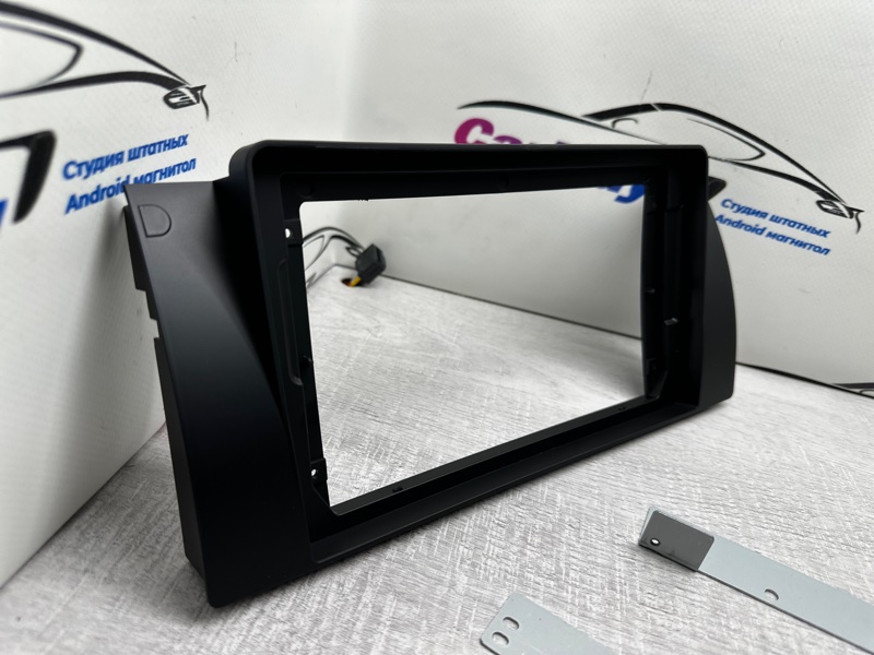 Переходная рамка магнитолы