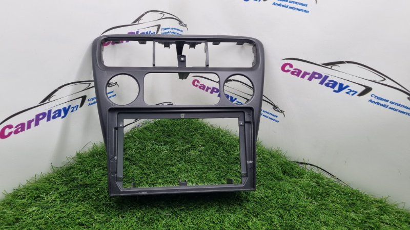 Переходная рамка магнитолы