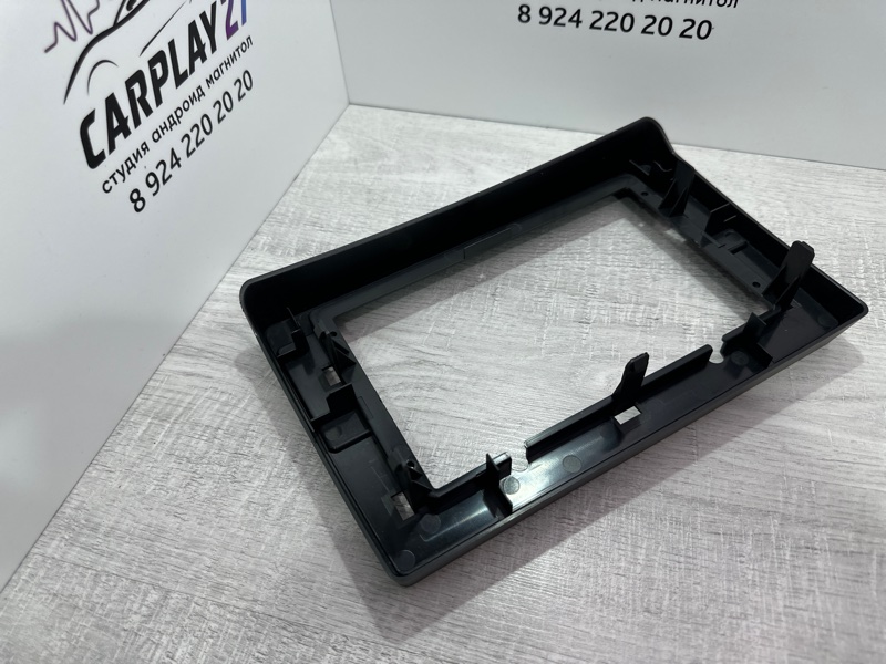 Переходная рамка магнитолы