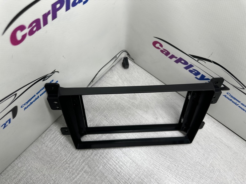 Переходная рамка магнитолы