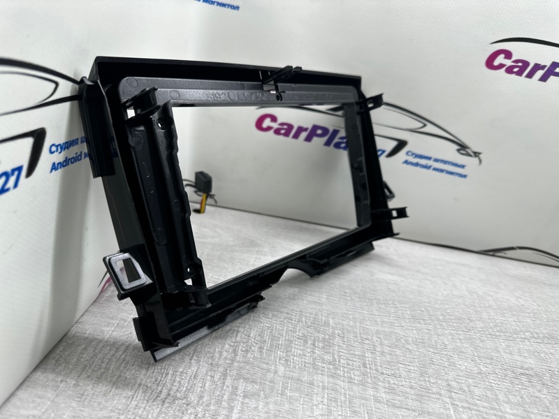 Переходная рамка магнитолы