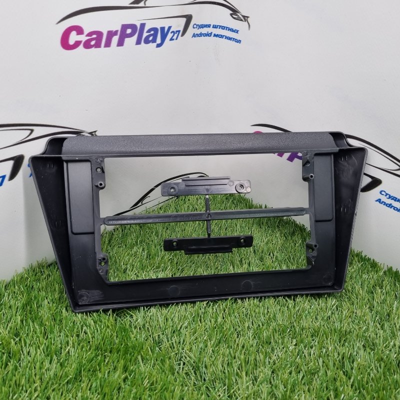 Переходная рамка магнитолы