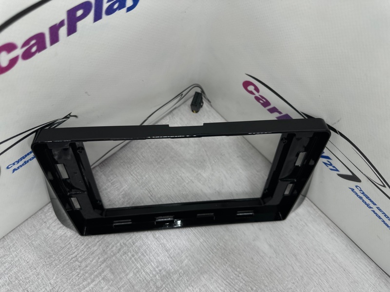 Переходная рамка магнитолы