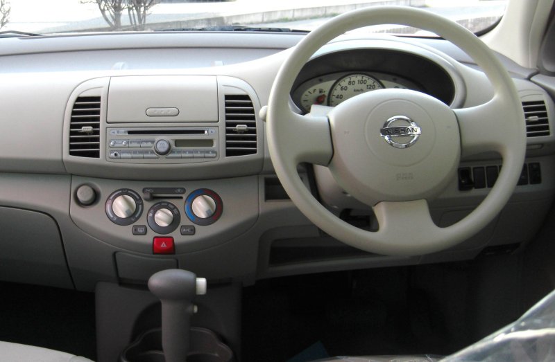 Переходная рамка магнитолы Nissan March 2002