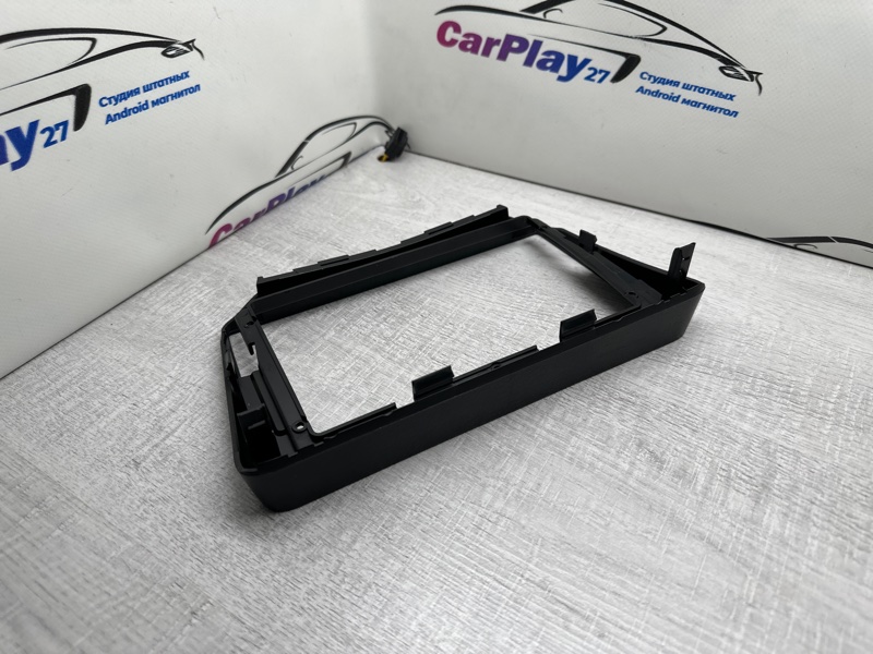 Переходная рамка магнитолы