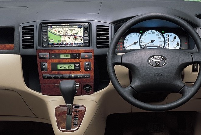 Переходная рамка магнитолы