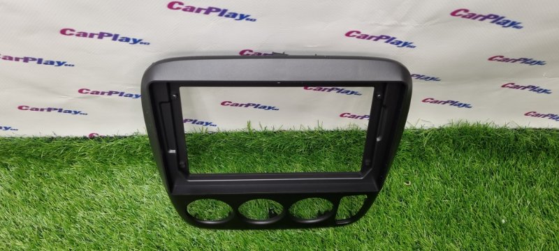 Переходная рамка магнитолы