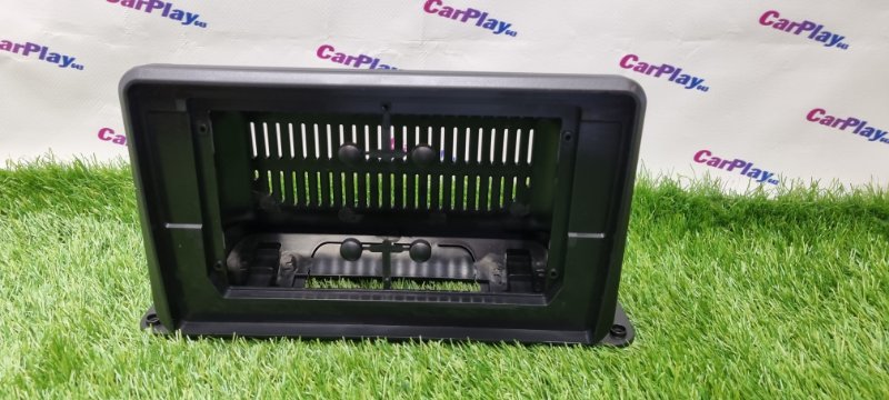 Переходная рамка магнитолы