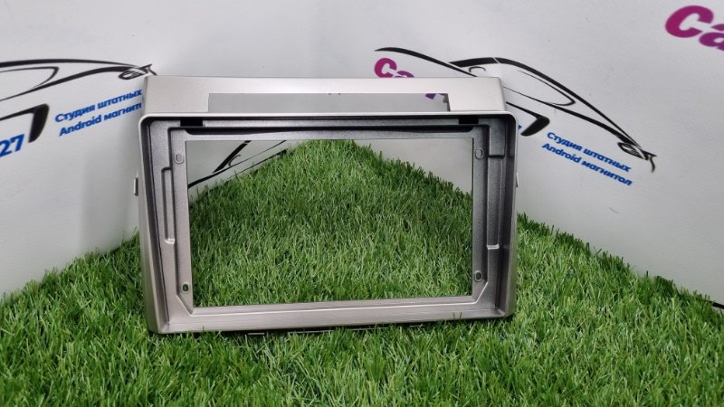 Переходная рамка магнитолы