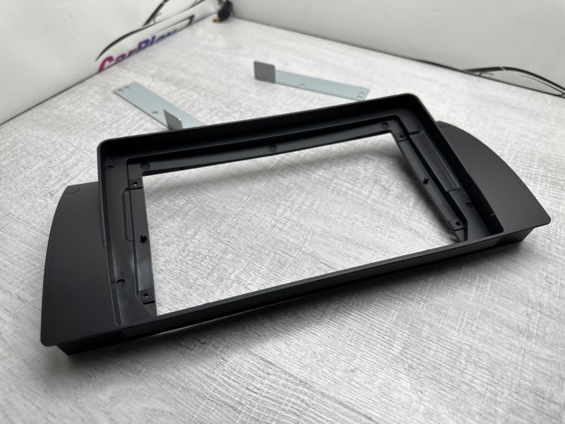 Переходная рамка магнитолы