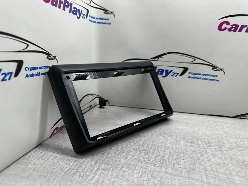 Переходная рамка магнитолы