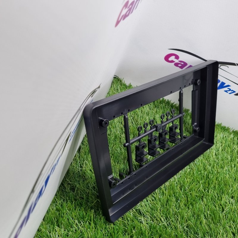 Переходная рамка магнитолы