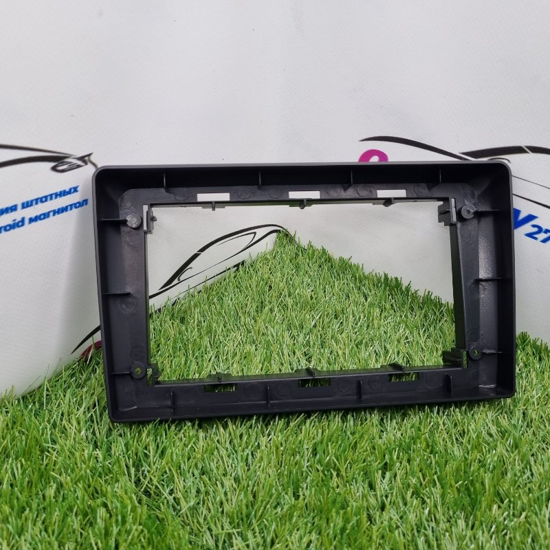 Переходная рамка магнитолы