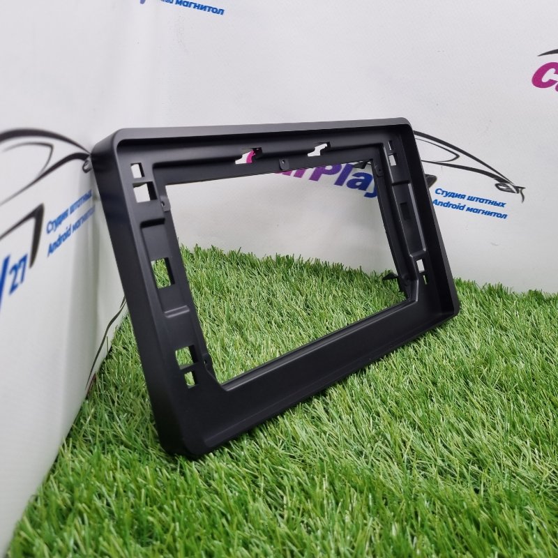 Переходная рамка магнитолы