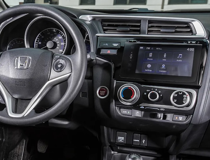 Переходная рамка магнитолы