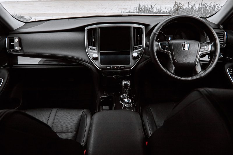 Магнитола штатная Toyota Crown 2015