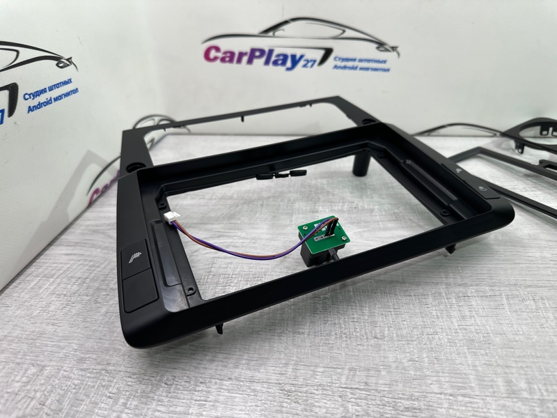 Переходная рамка магнитолы