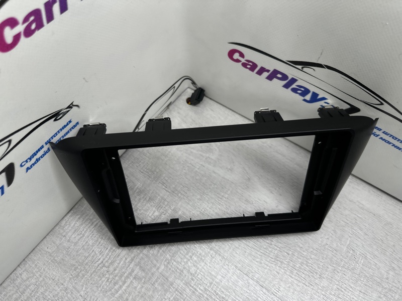 Переходная рамка магнитолы