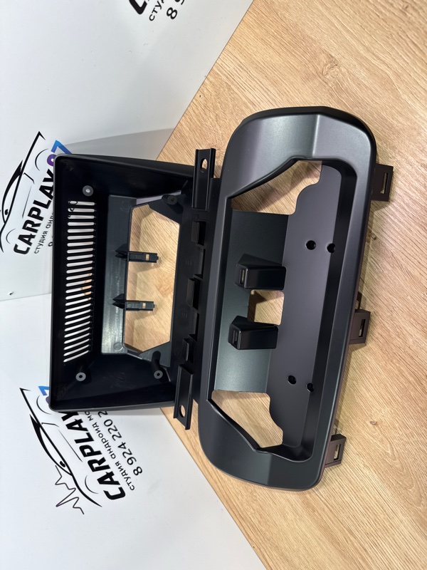 Переходная рамка магнитолы