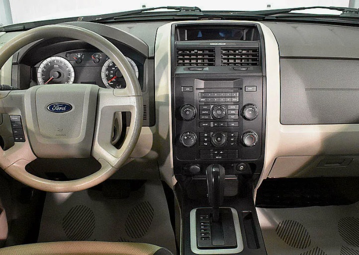 Переходная рамка магнитолы