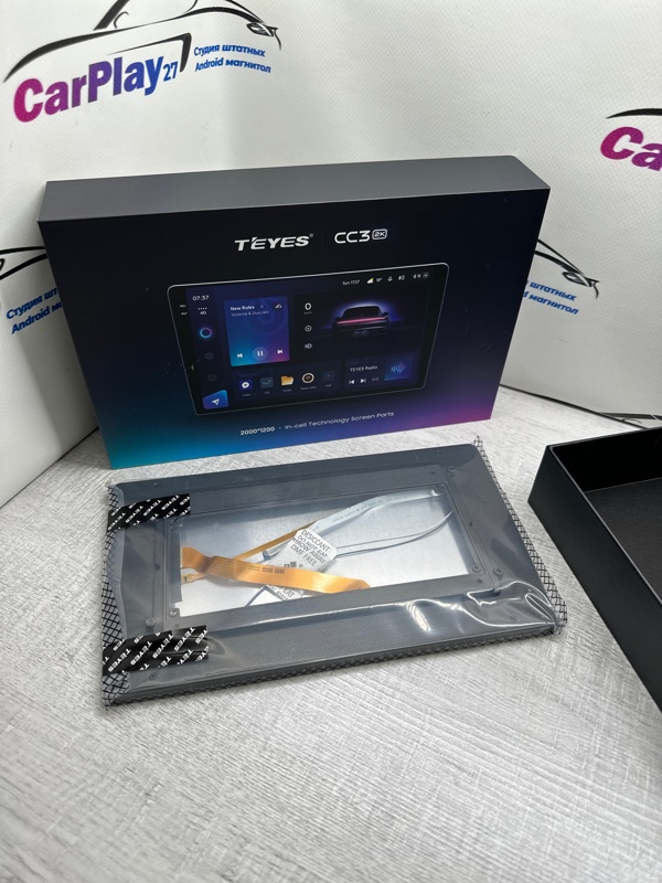 Экран магнитолы